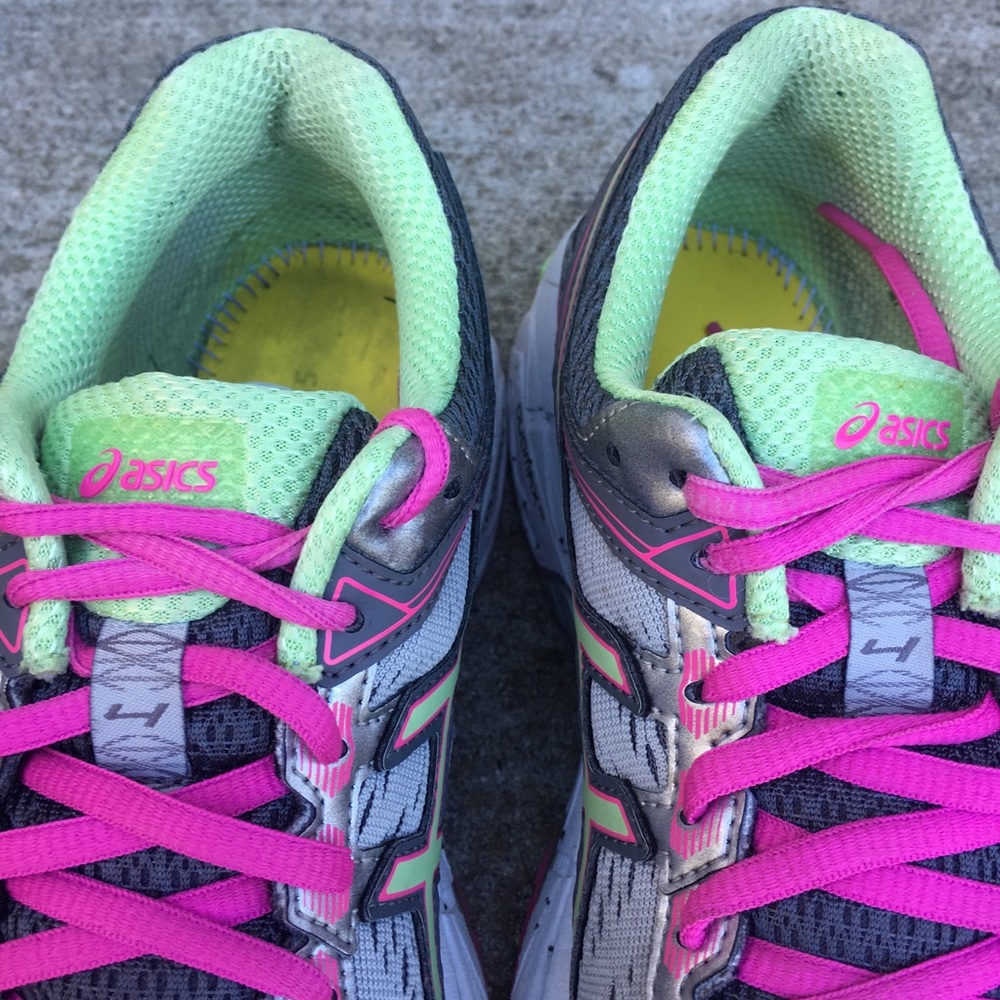 Asics GEL GT 1000 Running Gray Pink Green Shoe - Picture 5 of 8